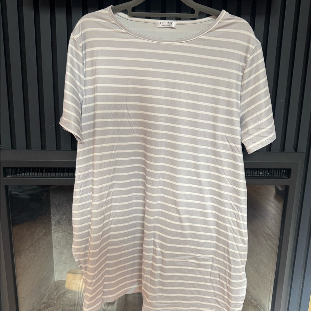 Casual Striped Short Sleeve Tee - Gray